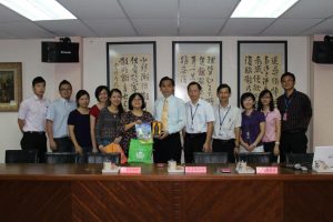 与尊孔独中行政经验交流会