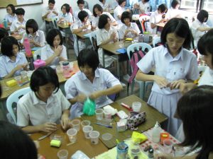 粘土教学, 用粘土捏马的创意设计