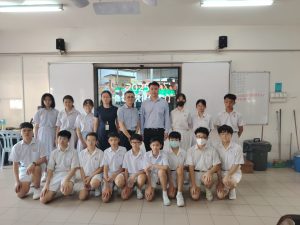 【圣约翰救伤队17名同学成功考获急救文凭】