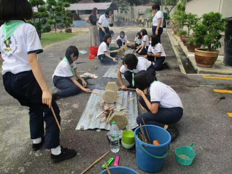 女童军