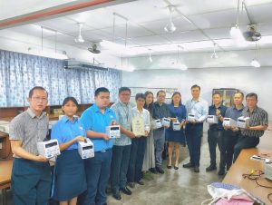【銮中校友慷慨赞助电子电机科教学器材】